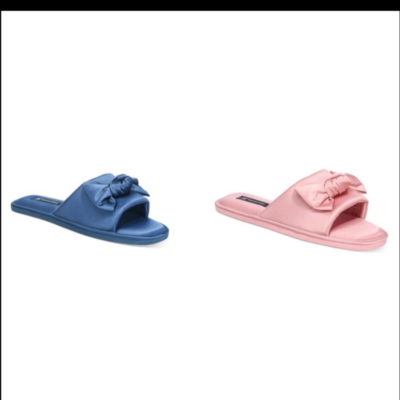 Inc. International concept slippers - Picture 2 of 2